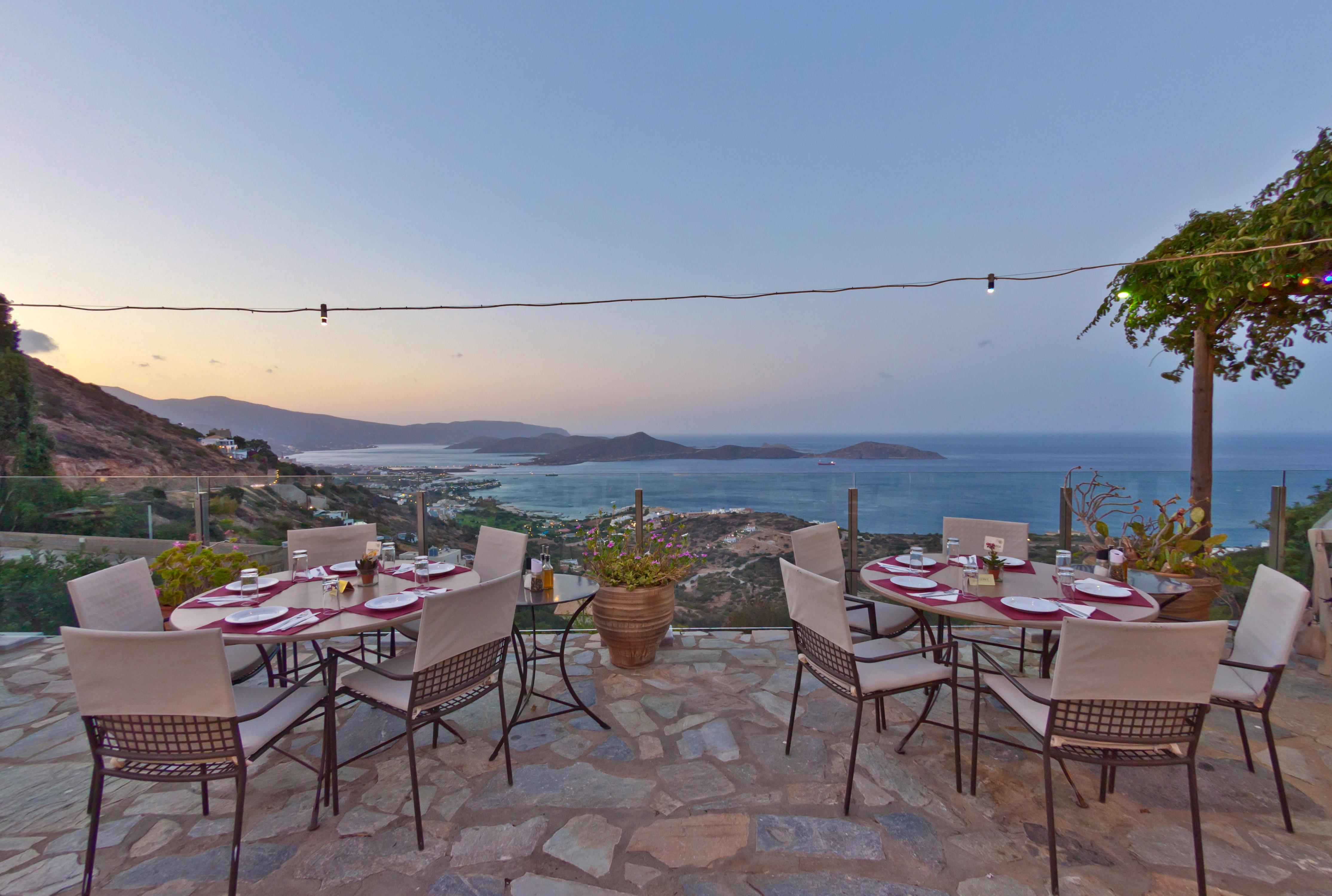 Adrakos Apartments (Adults Only) เอลุนดา ภายนอก รูปภาพ
