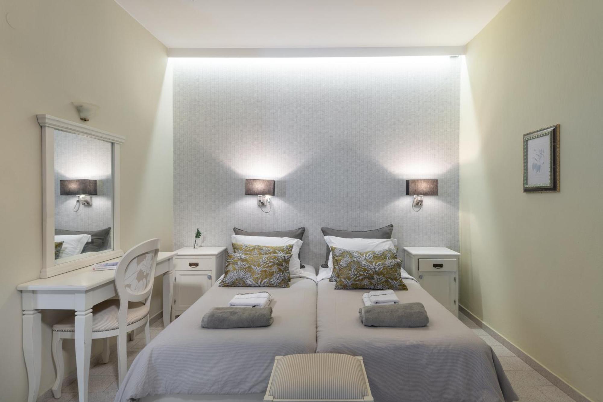Adrakos Apartments (Adults Only) เอลุนดา ภายนอก รูปภาพ